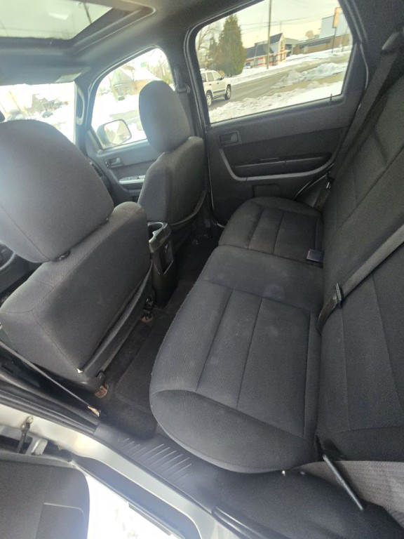 2009 Ford Escape Image 12