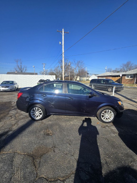 2016 Chevrolet Sonic LT