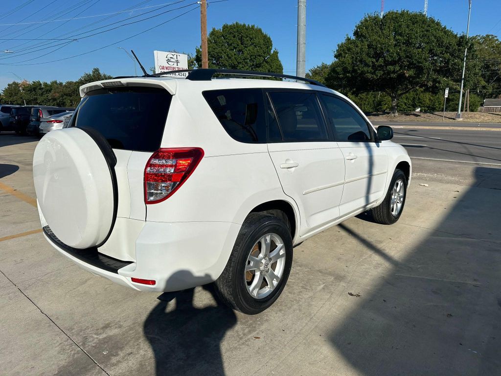 2011 Toyota Rav4 Image 8