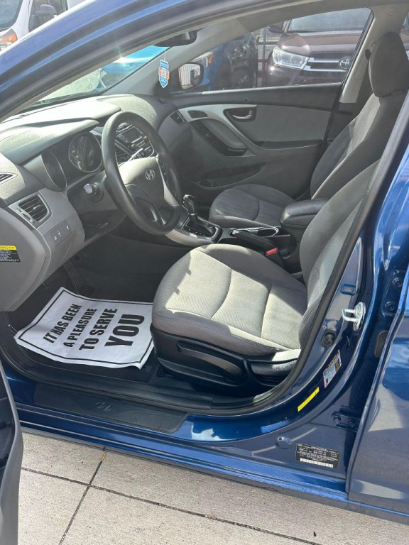 2016 Hyundai Elantra Image 6