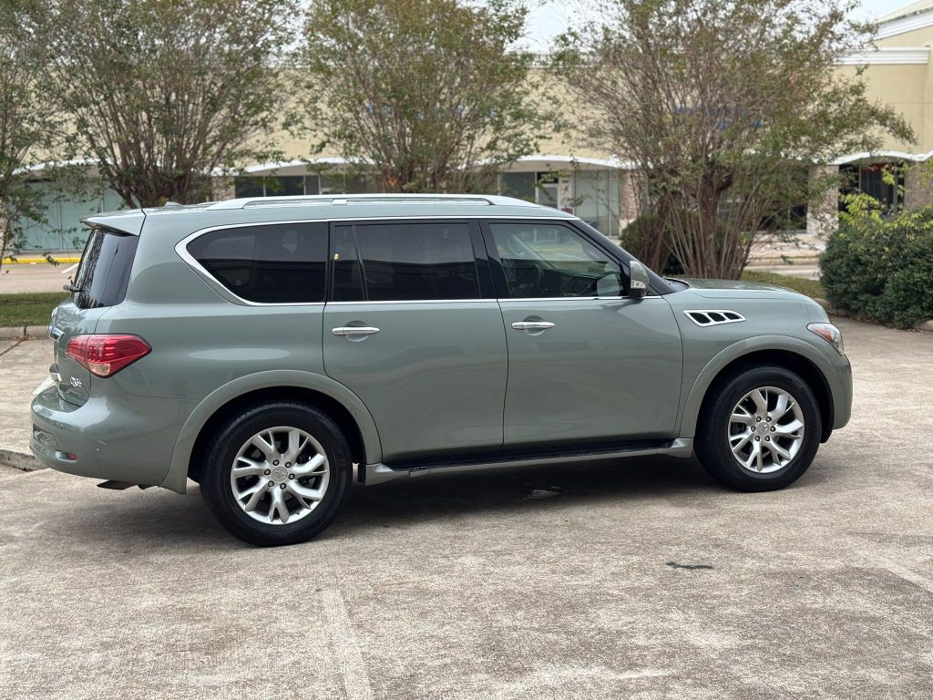 2012 INFINITI QX56 Image 6