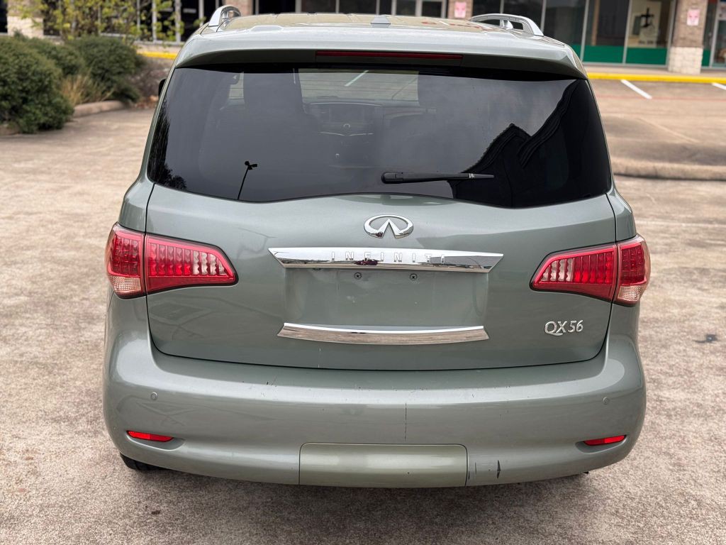 2012 INFINITI QX56 Image 8