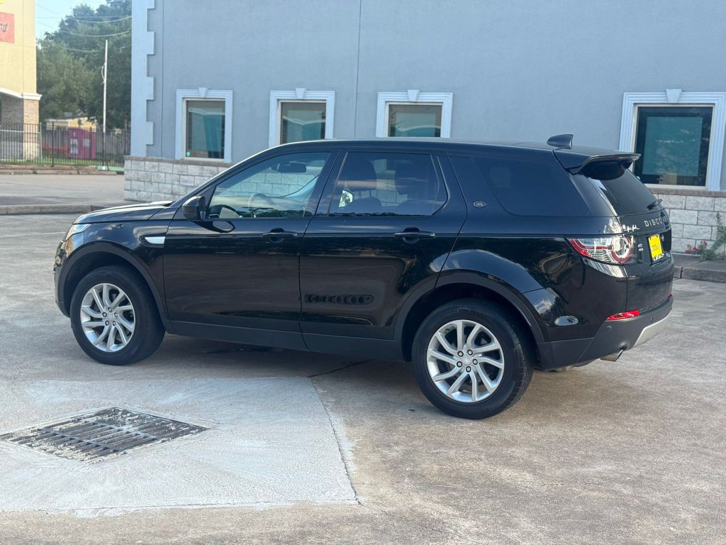 2017 Land Rover Discovery Sport Image 11