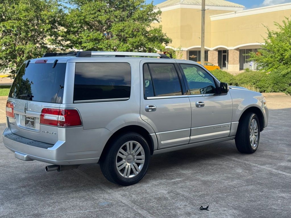 2014 Lincoln Navigator Image 5
