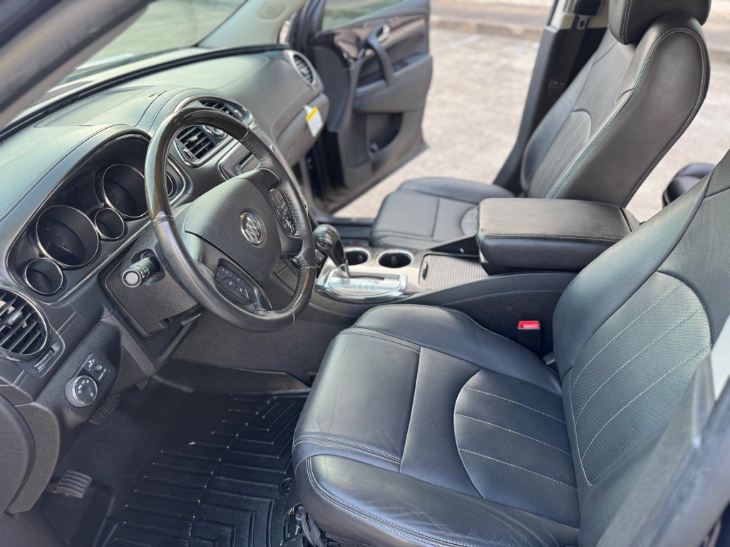 2017 Buick Enclave Image 11