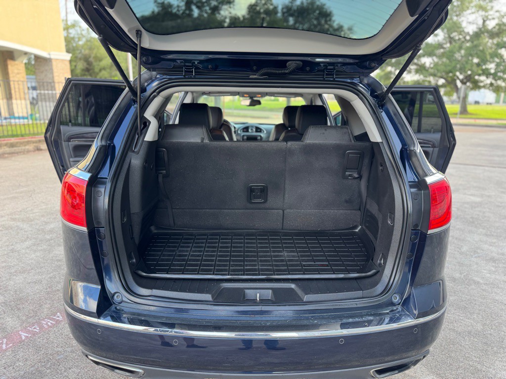 2017 Buick Enclave Image 13