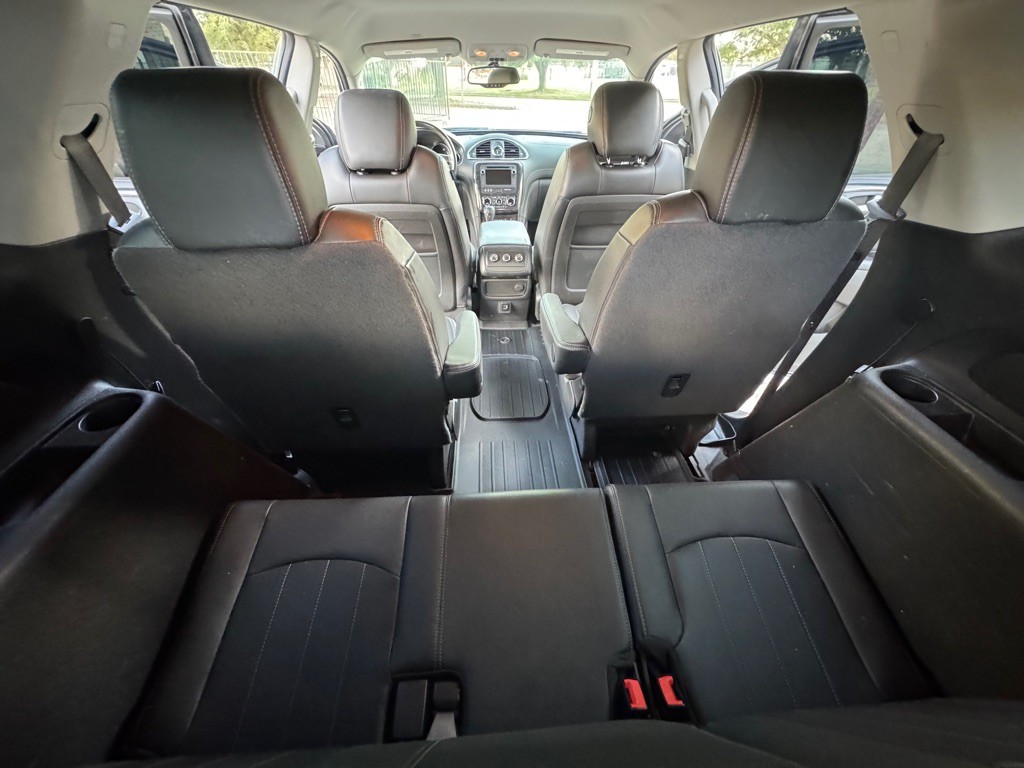2017 Buick Enclave Image 14