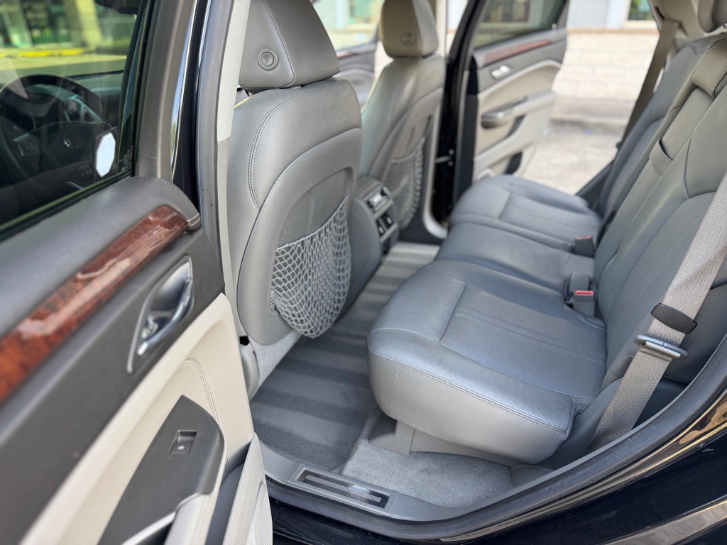 2012 Cadillac SRX Image 12