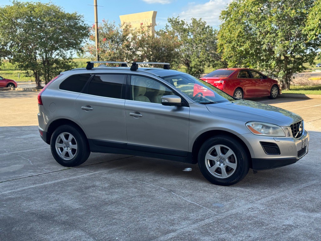 2012 Volvo XC60 Image 4