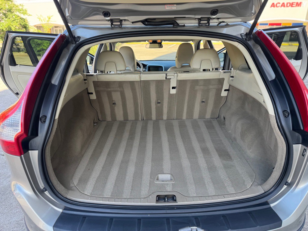 2012 Volvo XC60 Image 13