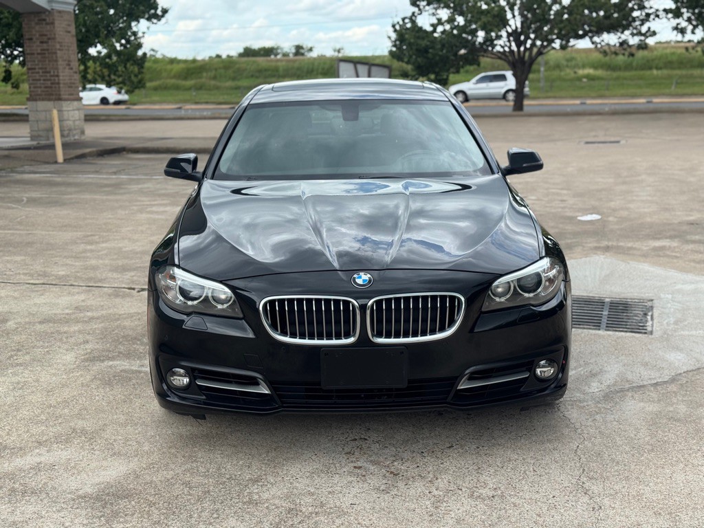 2015 BMW 5 Series Image 2