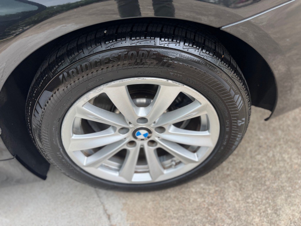 2015 BMW 5 Series Image 15