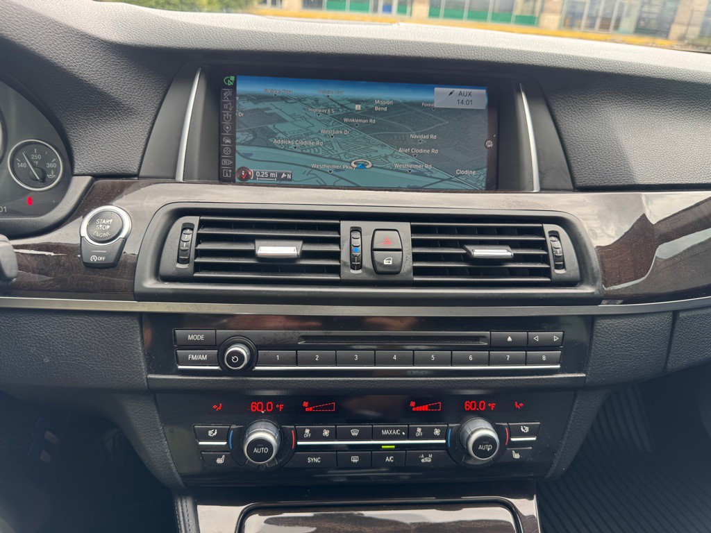 2015 BMW 5 Series Image 17