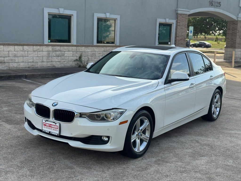 2014 BMW 3 Series Image 1