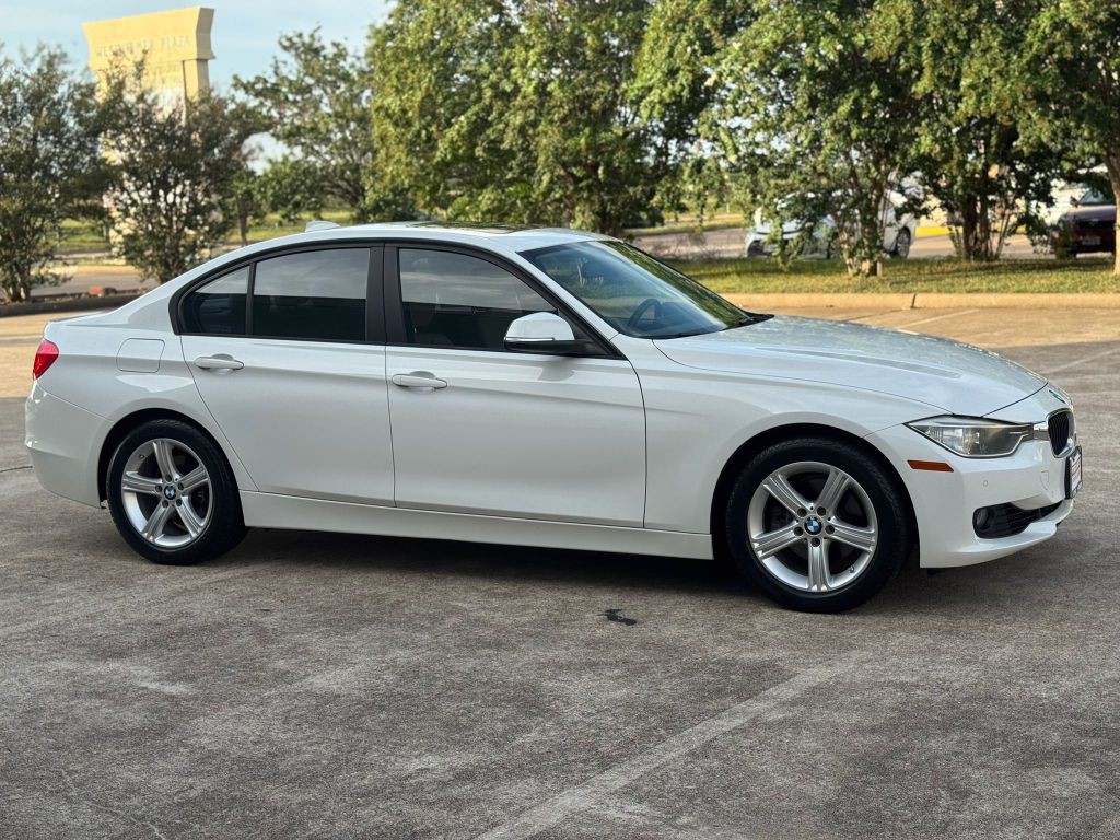 2014 BMW 3 Series Image 5