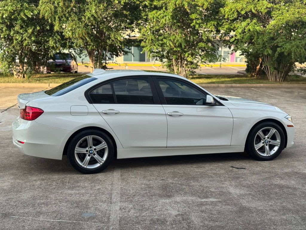 2014 BMW 3 Series Image 6