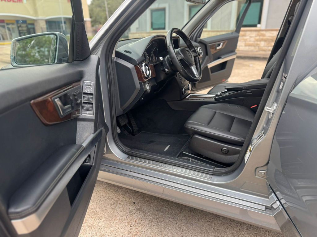 2014 Mercedes-Benz GLK-Class Image 11