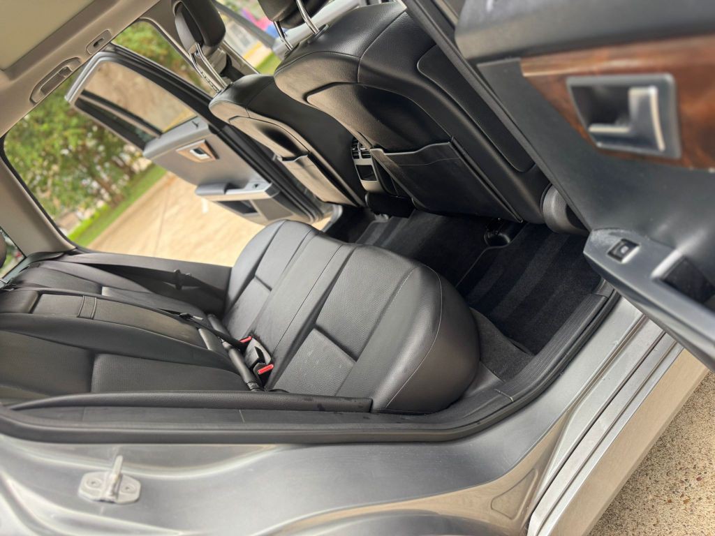 2014 Mercedes-Benz GLK-Class Image 14