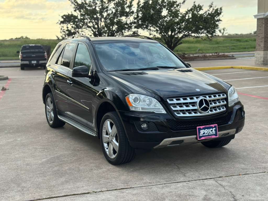 2011 Mercedes-Benz M-Class Image 4