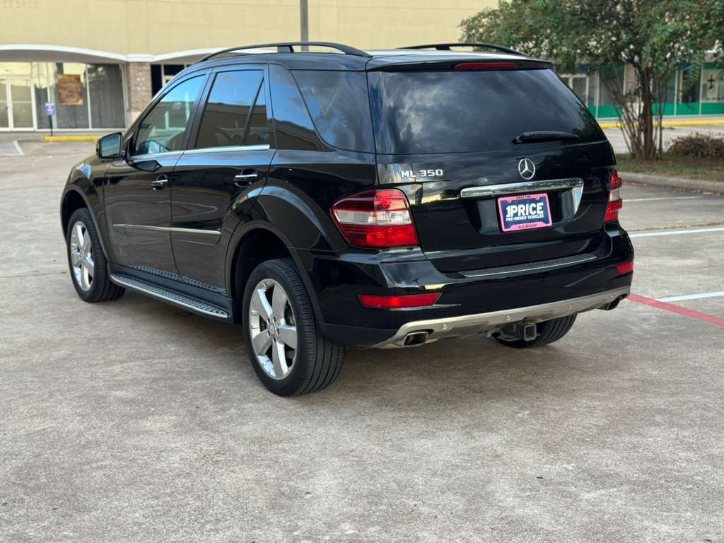 2011 Mercedes-Benz M-Class Image 11