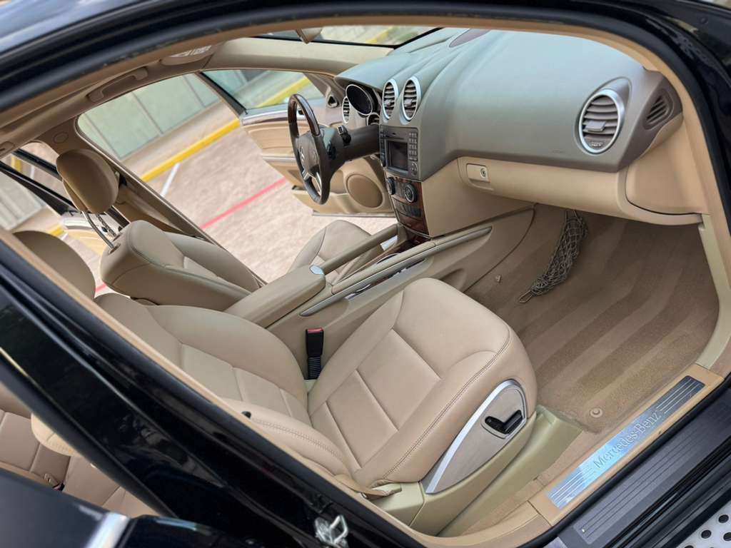 2011 Mercedes-Benz M-Class Image 18