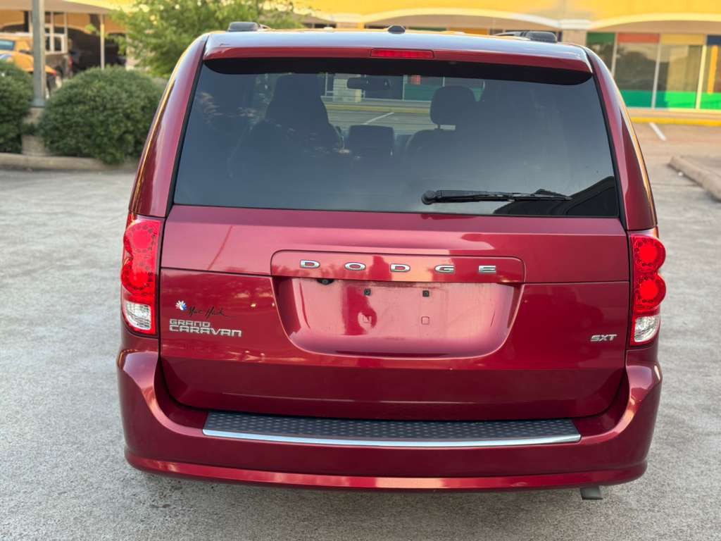 2016 Dodge Grand Caravan Image 5