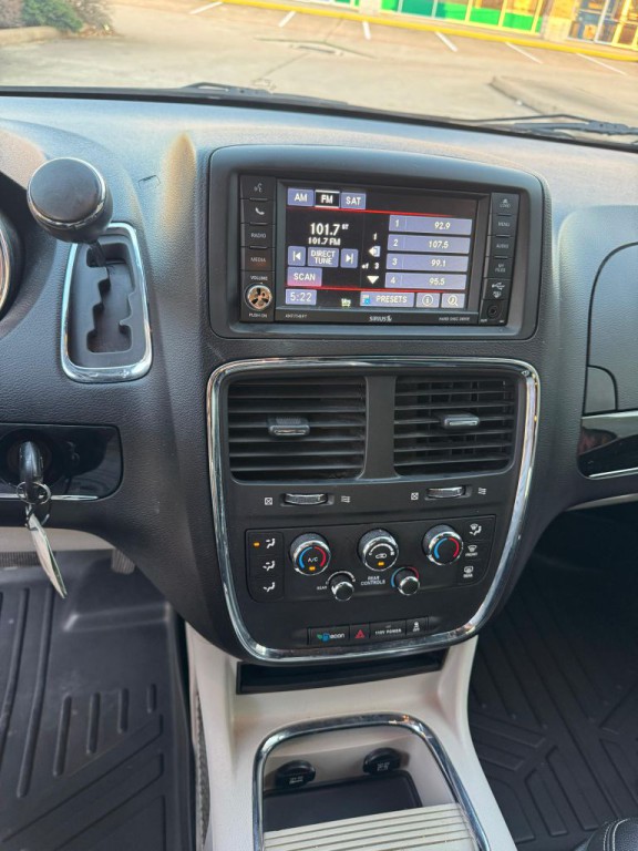 2016 Dodge Grand Caravan Image 20