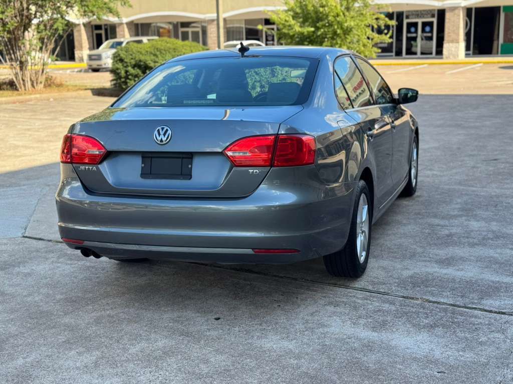 2013 Volkswagen Jetta Image 5