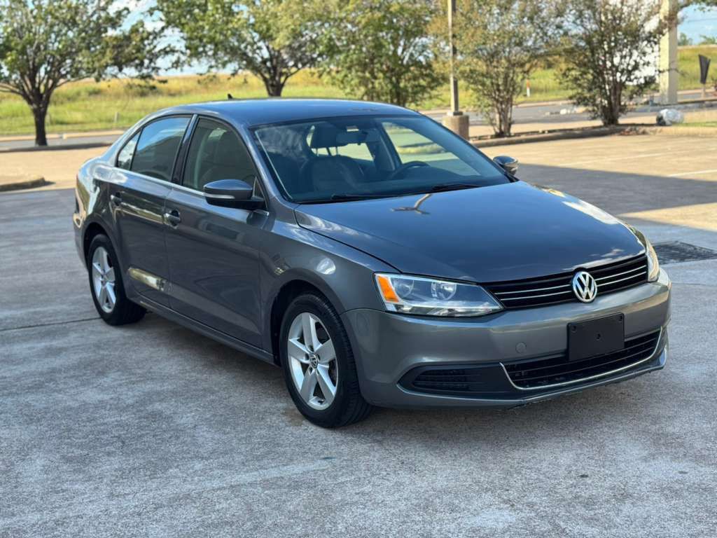 2013 Volkswagen Jetta Image 9