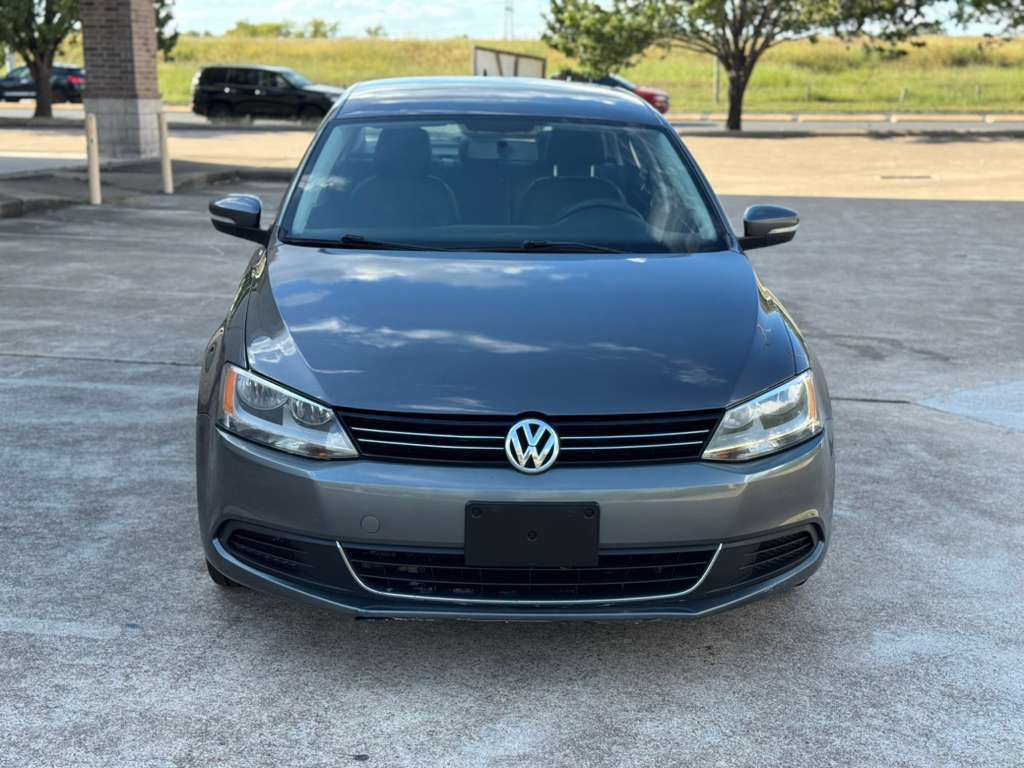 2013 Volkswagen Jetta Image 10