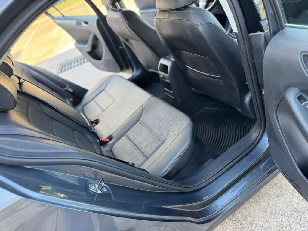 2013 Volkswagen Jetta Image 13