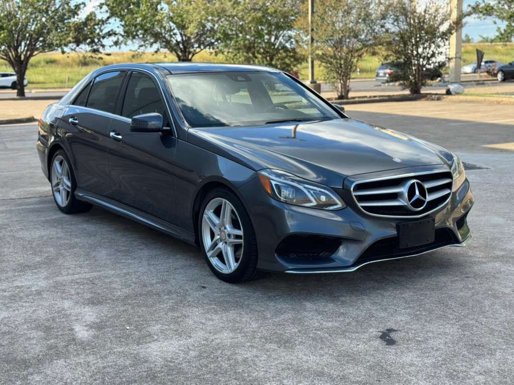 2014 Mercedes-Benz E-Class Image 2
