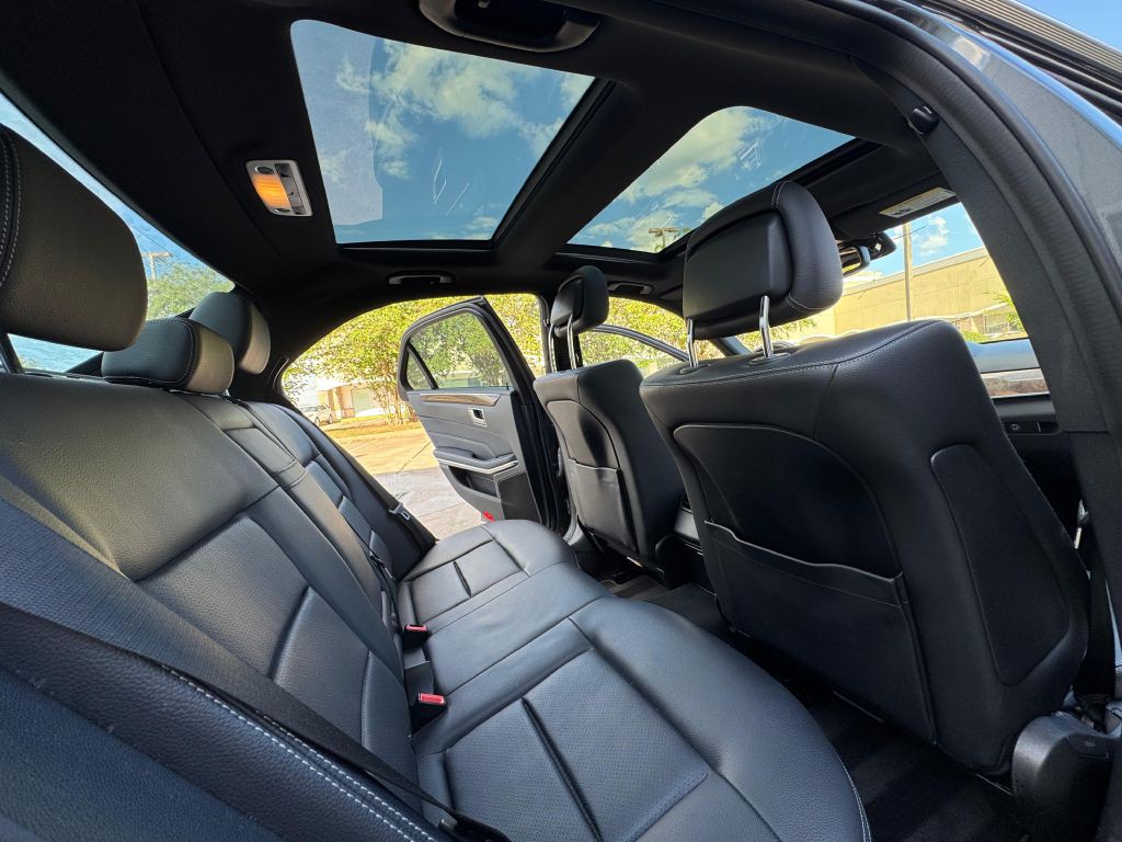 2014 Mercedes-Benz E-Class Image 21