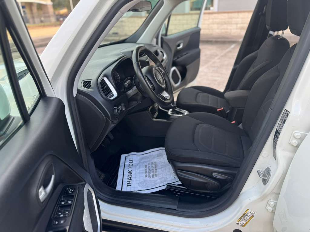 2019 Jeep Renegade Image 12