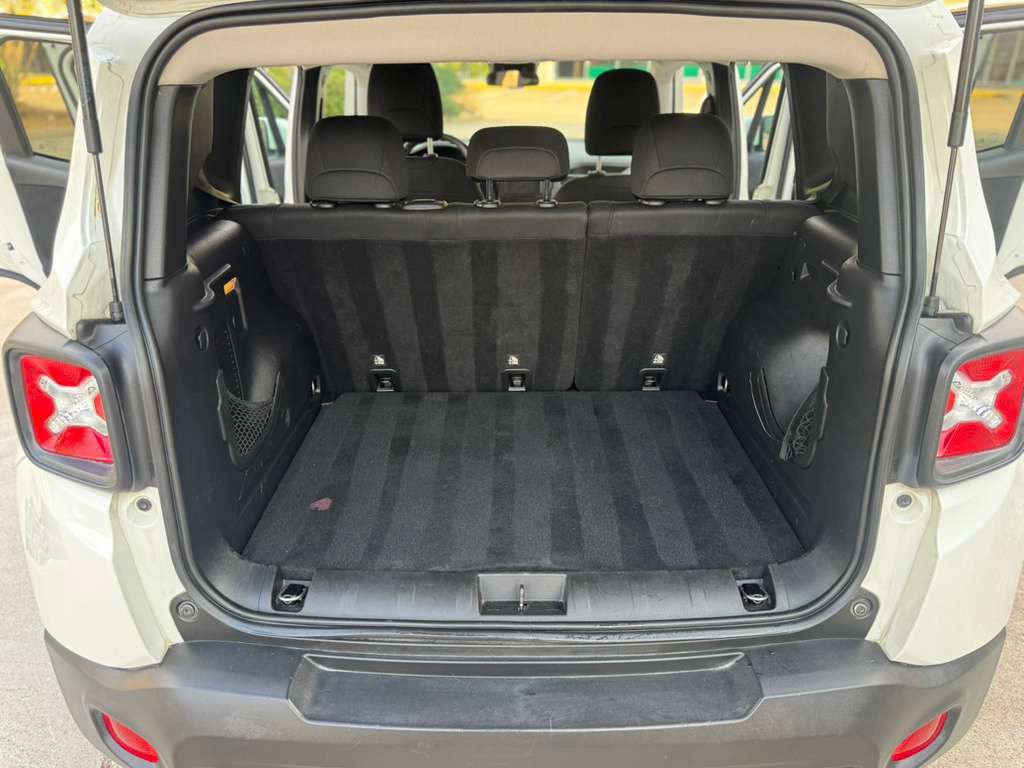 2019 Jeep Renegade Image 15