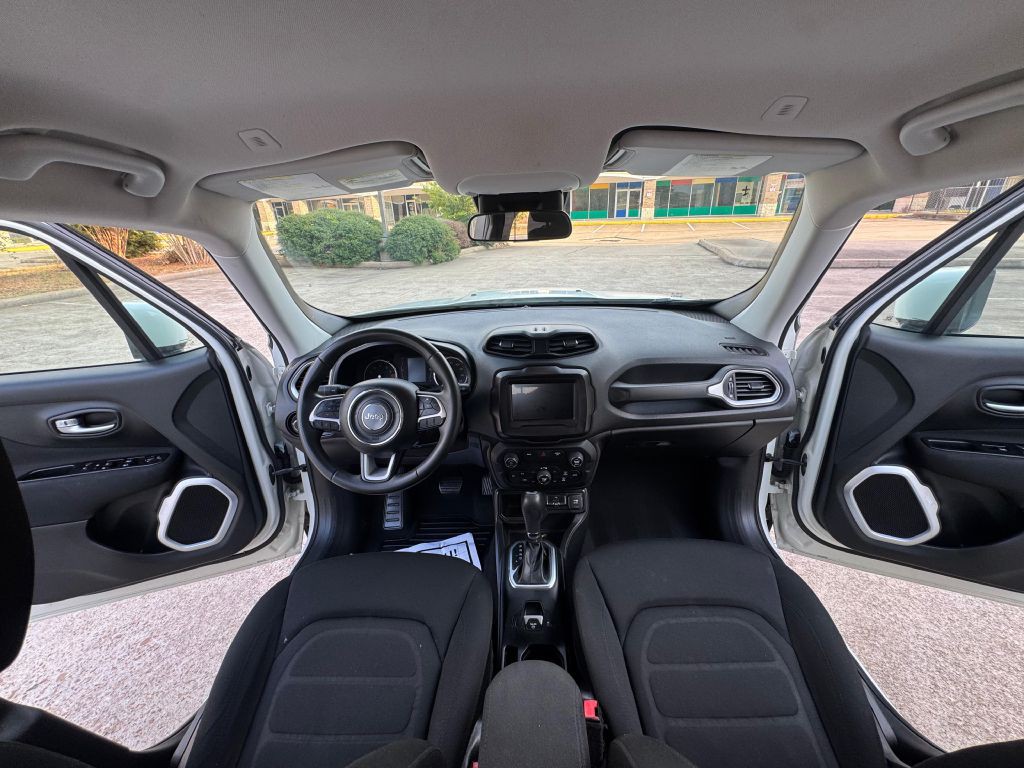 2019 Jeep Renegade Image 18