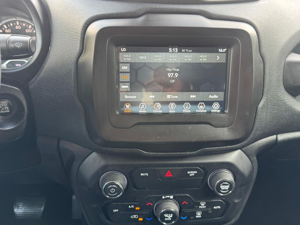 2019 Jeep Renegade Image 19