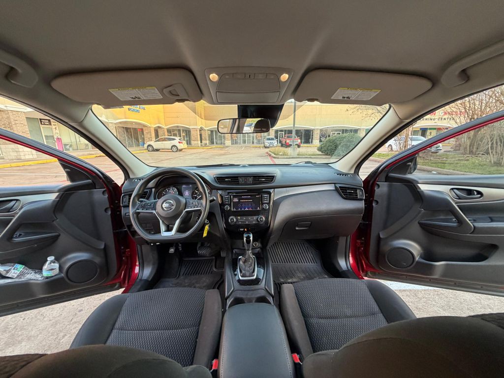 2020 Nissan Rogue Image 19