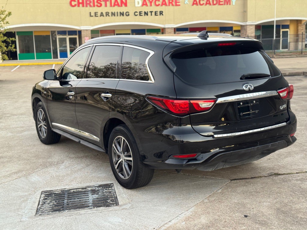 2017 INFINITI QX60 Image 8