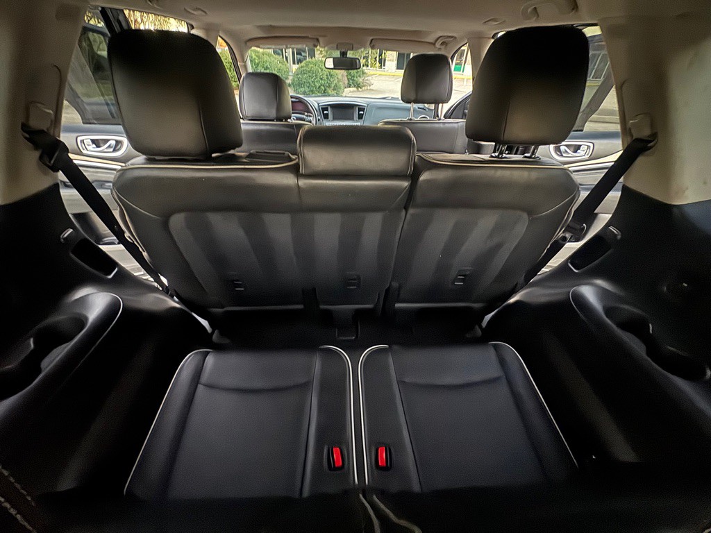 2017 INFINITI QX60 Image 12