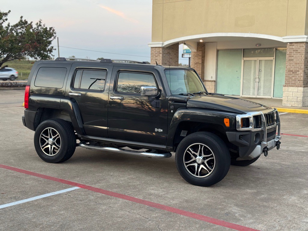 2008 HUMMER H3 Image 4