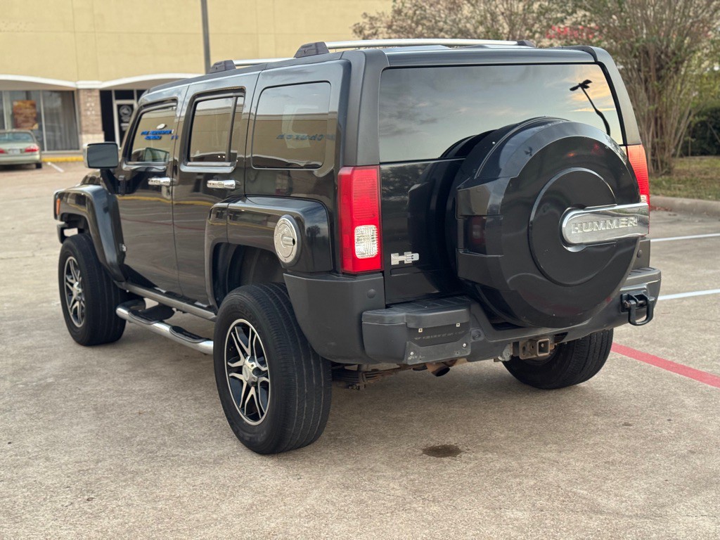 2008 HUMMER H3 Image 9