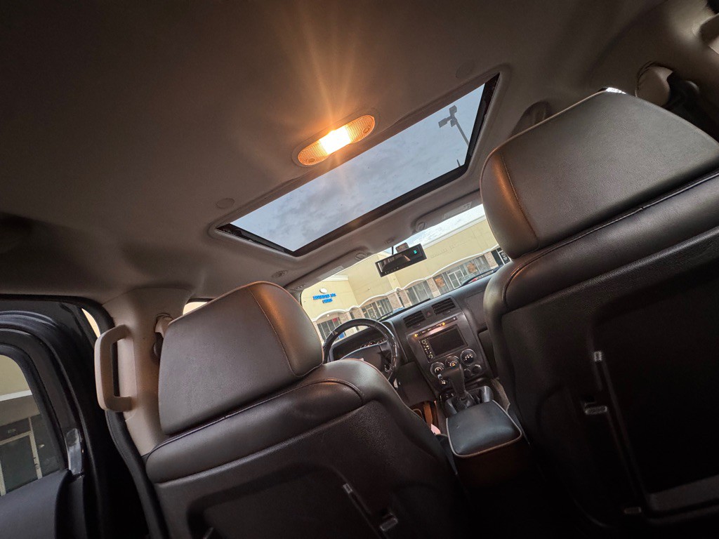 2008 HUMMER H3 Image 18