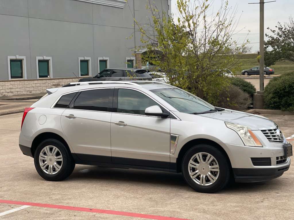 2016 Cadillac SRX Image 2