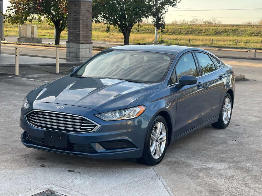 2018 Ford Fusion Image 1