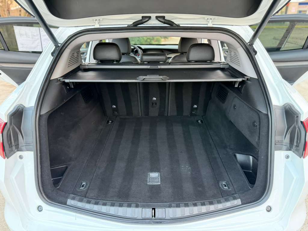 2018 Alfa Romeo Stelvio Image 12