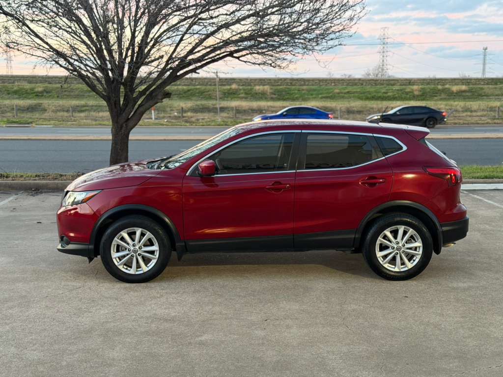 2019 Nissan Rogue Image 13