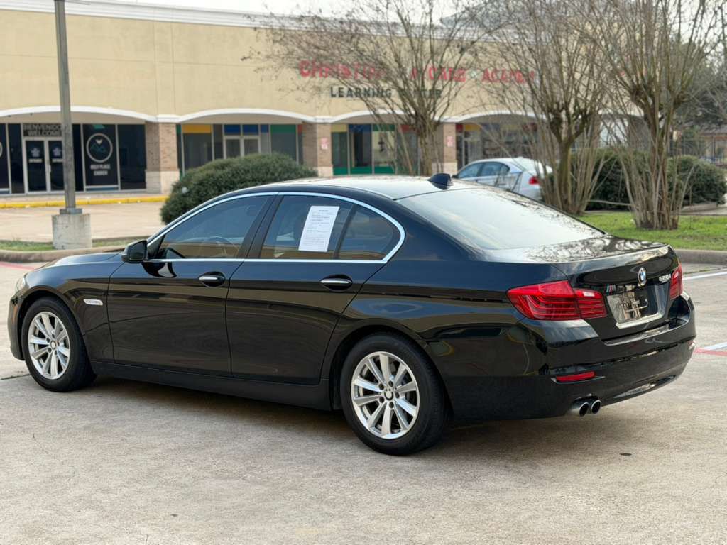 2015 BMW 5 Series Image 9