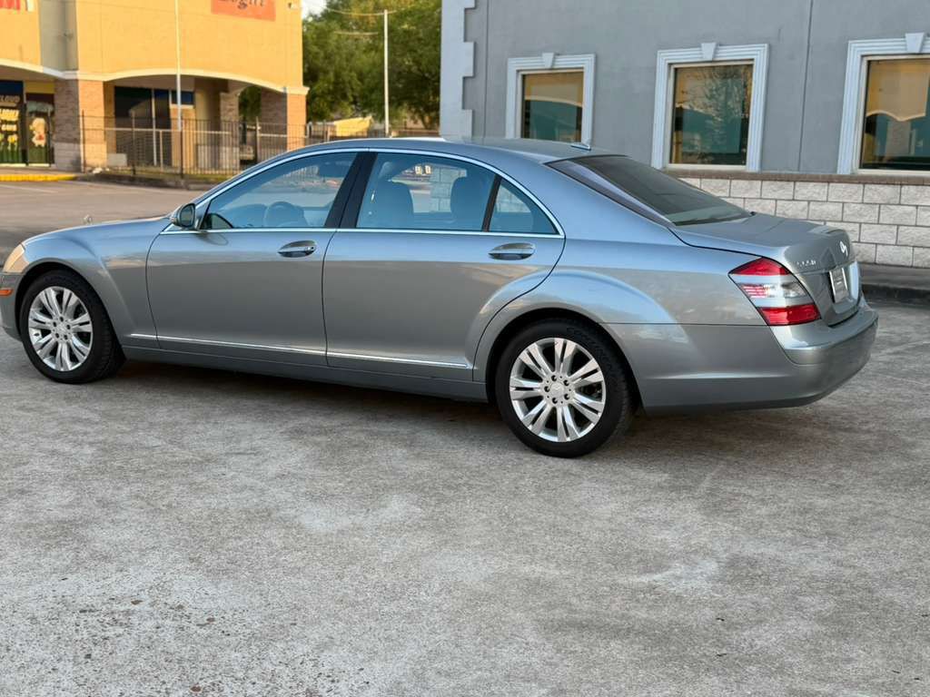 2008 Mercedes-Benz S-Class Image 9