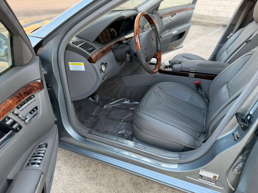 2008 Mercedes-Benz S-Class Image 13
